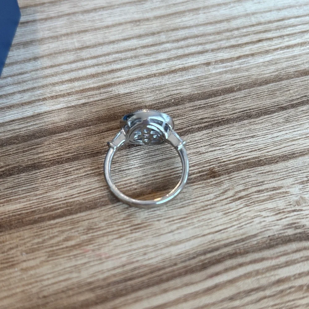 Elegant Silver‎ 925 and Blue Women's Ring Size 7